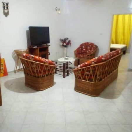 Résidence Sainte Honorine Yaoundé Extérieur photo