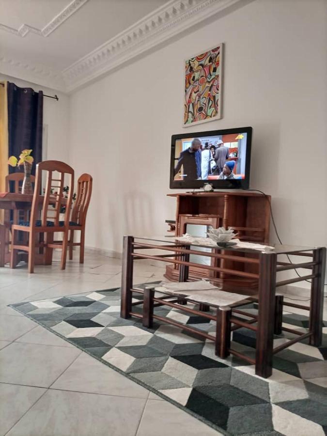 Résidence Sainte Honorine Yaoundé Extérieur photo